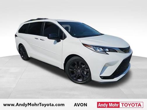 2022 Toyota Sienna XSE 7 Passenger
