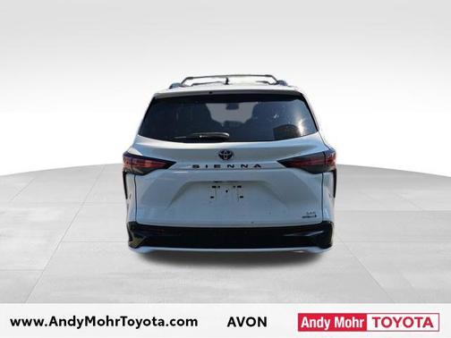 2022 Toyota Sienna XSE 7 Passenger