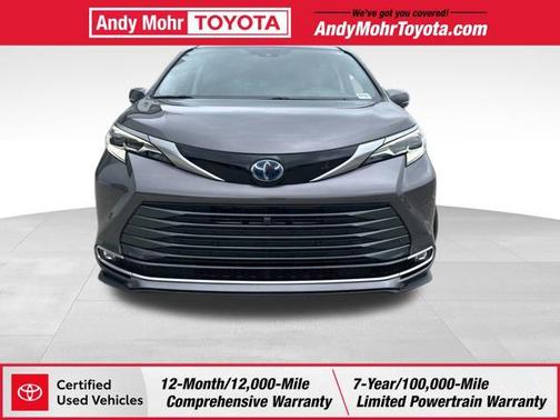 Predawn Gray Mica 2023 Toyota Sienna Platinum 7 Passenger