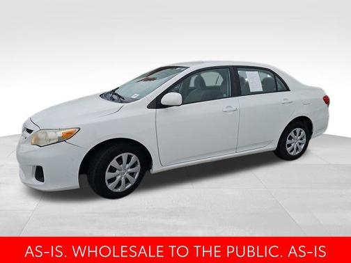 Super White 2011 Toyota Corolla LE