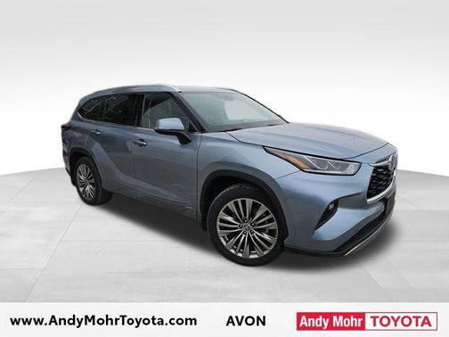 2022 Toyota Highlander Hybrid Platinum