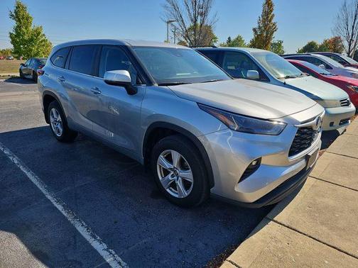 2023 Toyota Highlander Hybrid LE