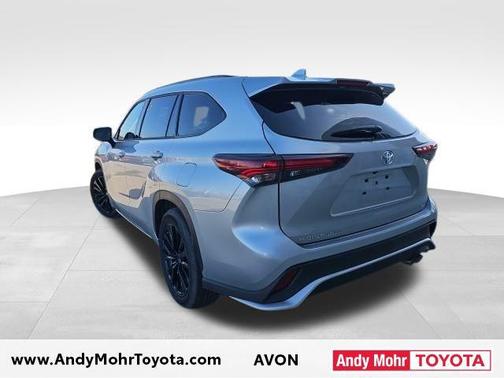 2024 Toyota Highlander XSE