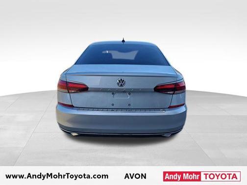 2021 Volkswagen Passat 2.0T SE