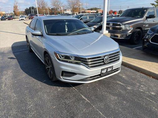 2021 Volkswagen Passat 2.0T SE