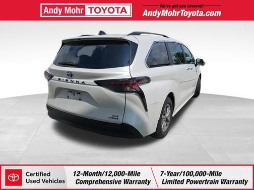 2023 Toyota Sienna XLE 8 Passenger