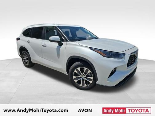2023 Toyota Highlander Hybrid XLE
