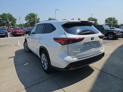 2023 Toyota Highlander Hybrid Limited