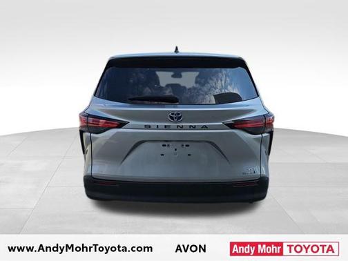 2022 Toyota Sienna XLE 7 Passenger