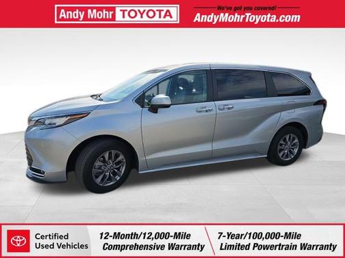 2022 Toyota Sienna XLE 7 Passenger