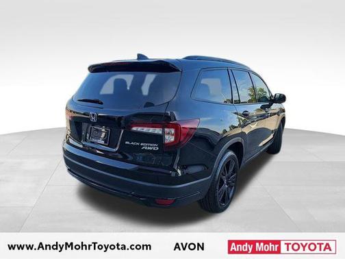 2022 Honda Pilot Black Edition