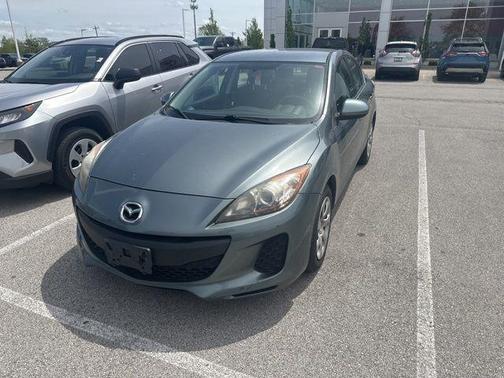 2013 Mazda Mazda3 i Sport
