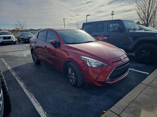 2019 Toyota Yaris Sedan LE