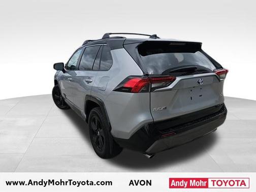 2021 Toyota RAV4 Hybrid SE