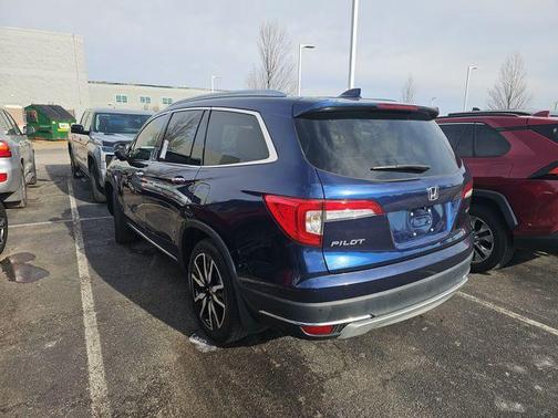 2020 Honda Pilot Touring 8-Passenger