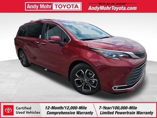 2025 Toyota Sienna Platinum 7 Passenger