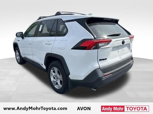 Super White 2021 Toyota RAV4 Hybrid XLE