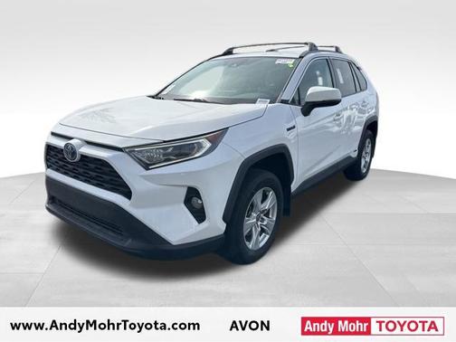 Super White 2021 Toyota RAV4 Hybrid XLE
