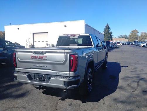 2024 GMC Sierra 2500 Denali