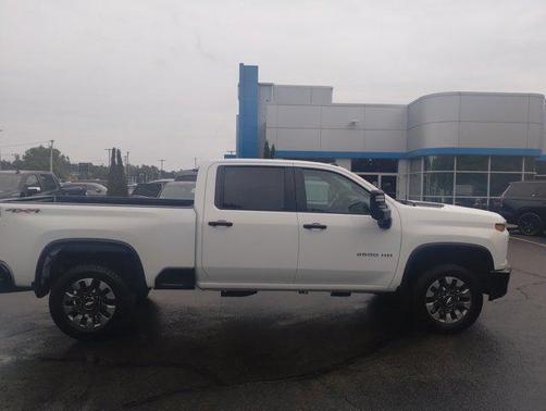 2023 Chevrolet Silverado 2500 Custom