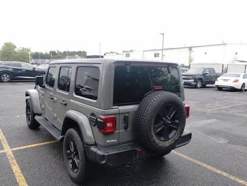 2021 Jeep Wrangler Unlimited Sahara Altitude