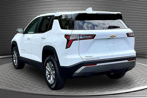 Summit White 2025 Chevrolet Equinox LT