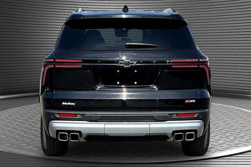 Mosaic Black Metallic 2024 Chevrolet Traverse Z71