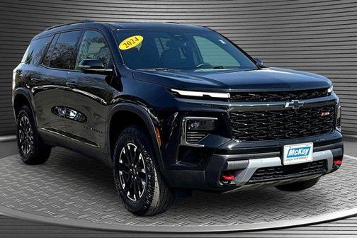 Mosaic Black Metallic 2024 Chevrolet Traverse Z71