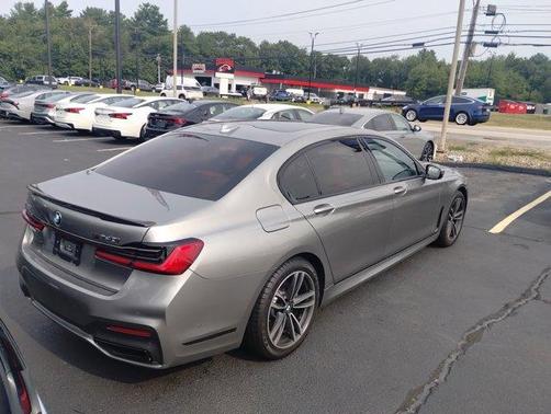 2020 BMW 740 i xDrive