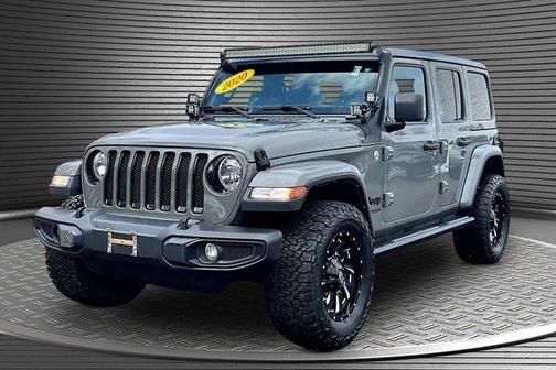 2020 Jeep Wrangler Unlimited Sahara Altitude