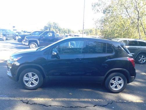 2022 Chevrolet Trax LS