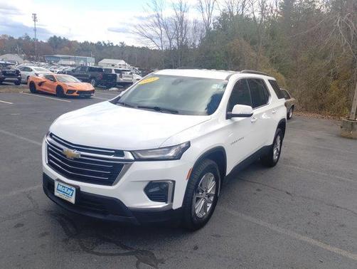2023 Chevrolet Traverse LT Leather