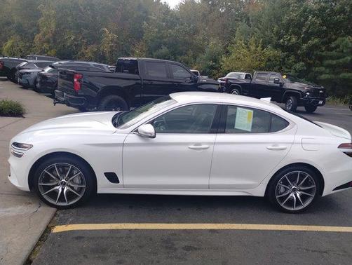 2025 Genesis G70 2.5T