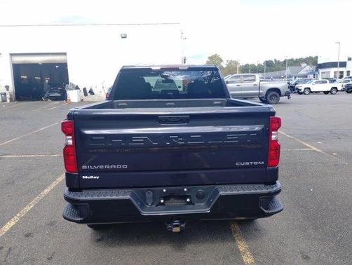 2022 Chevrolet Silverado 1500 Custom Trail Boss