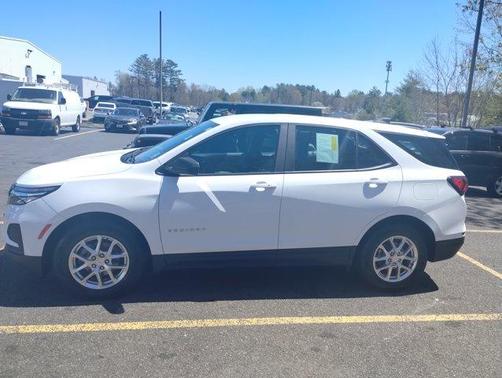 2022 Chevrolet Equinox LS