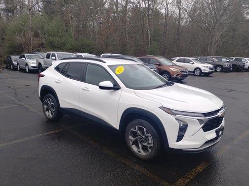 2024 Chevrolet Trax LT