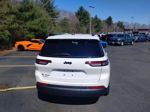 2021 Jeep Grand Cherokee L Laredo