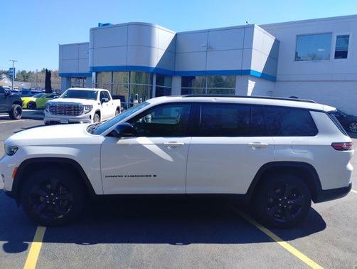 2021 Jeep Grand Cherokee L Laredo