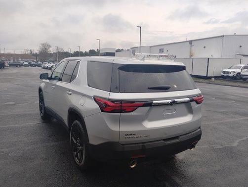 2022 Chevrolet Traverse LS