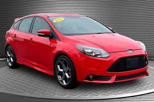 Red 2014 Ford Focus ST Base