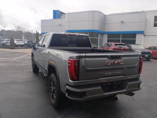 2024 GMC Sierra 2500 Denali