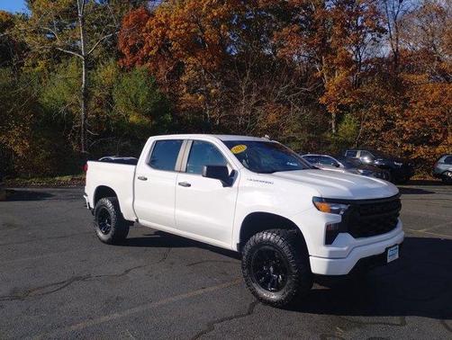 2022 Chevrolet Silverado 1500 Custom