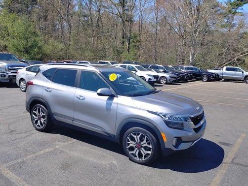 2022 Kia Seltos SX