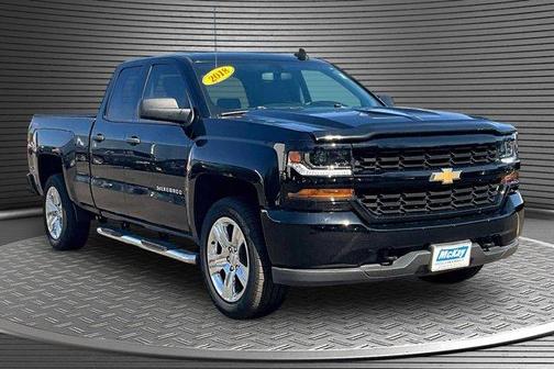 2018 Chevrolet Silverado 1500 Custom