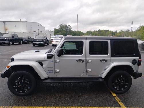 2022 Jeep Wrangler Unlimited 4xe Sahara