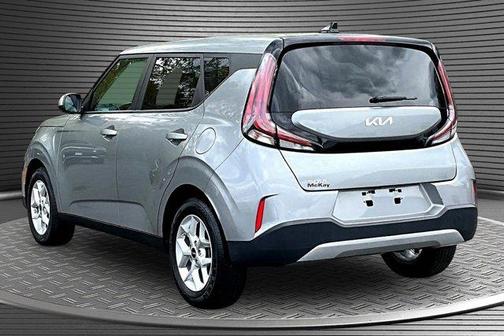 Steel Gray 2024 Kia Soul LX