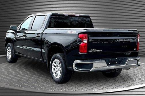 Black 2022 Chevrolet Silverado 1500 LT