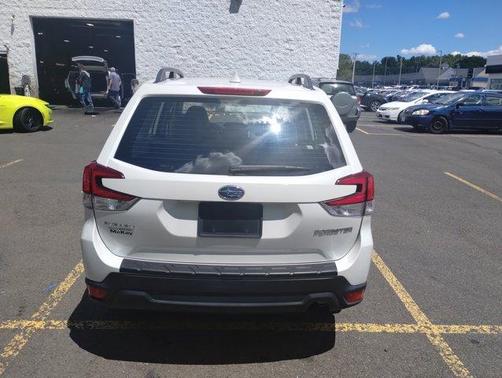 2021 Subaru Forester Base (CVT)