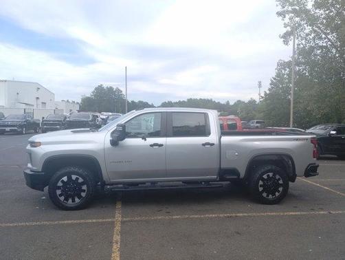 2020 Chevrolet Silverado 2500 Custom
