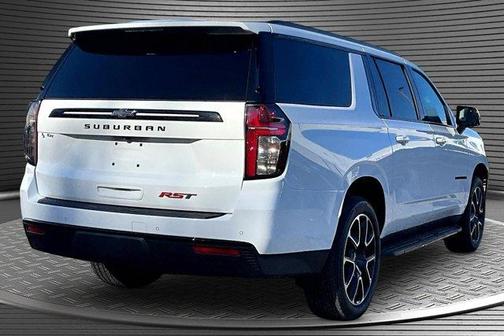 2024 Chevrolet Suburban RST